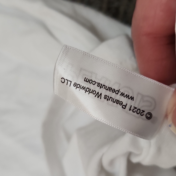 Dedicated Peanuts Lucy T-Shirt Size Large - Picture 15 of 15